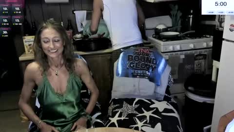 Snapshot of shannahand420 chatting on December 2024 03:18:02 AM ShanNikki420 online show from December 2024 03:18:02 AM