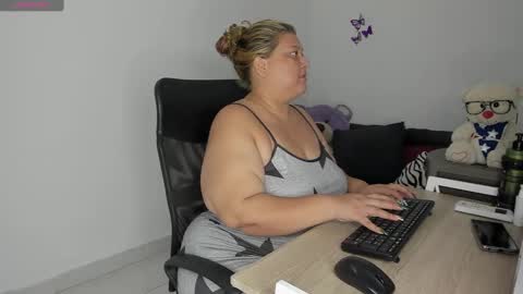 SHANNONBBW online show from December 2024 10:22:01 PM