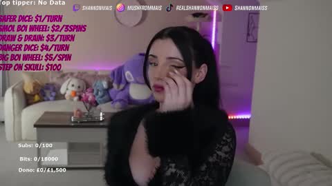 Snapshot of shannonblooms chatting on February 2026 08:23:01 PM Shanmais online show from February 2026 08:23:01 PM