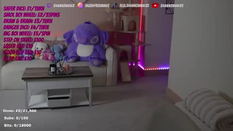 Snapshot of shannonblooms chatting on February 2026 09:26:01 PM Shanmais online show from February 2026 09:26:01 PM