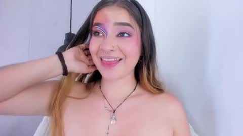 Snapshot of shanntal__ chatting on September 2025 08:31:01 PM Shanntal online show from September 2025 08:31:01 PM