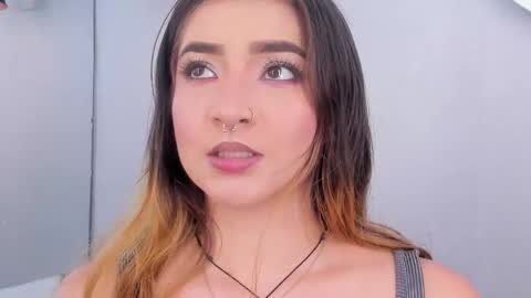 Snapshot of shanntal__ chatting on September 2025 08:35:02 PM Shanntal online show from September 2025 08:35:02 PM