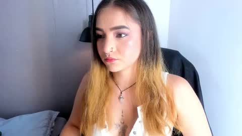 Snapshot of shanntal__ chatting on October 2025 07:33:02 PM Shanntal online show from October 2025 07:33:02 PM