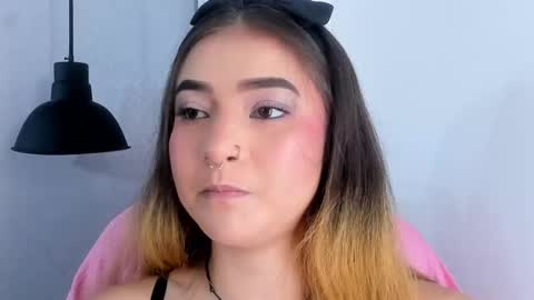 Snapshot of shanntal__ chatting on October 2025 08:28:01 PM Shanntal online show from October 2025 08:28:01 PM