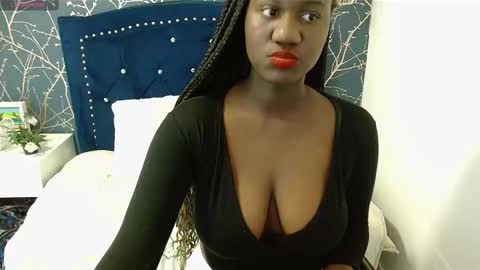 Snapshot of shanntall_tk chatting on February 2025 12:05:02 PM shanntall_tk online show from February 2025 12:05:02 PM