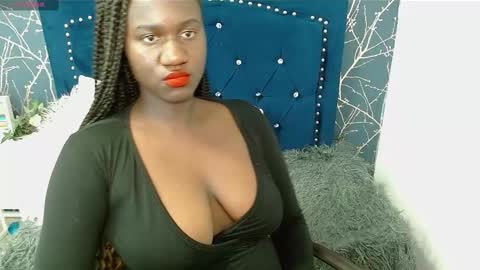 Snapshot of shanntall_tk chatting on February 2025 06:05:01 PM shanntall_tk online show from February 2025 06:05:01 PM