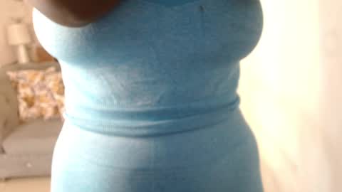 Snapshot of shanntall_tk chatting on February 2025 12:13:02 PM shanntall_tk online show from February 2025 12:13:02 PM