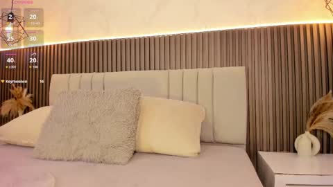 SHANON online show from October 2025 07:24:01 PM