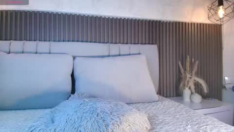 SHANON online show from March 2026 06:27:02 PM