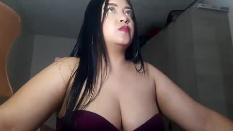 Snapshot of shanonn_diprima_ chatting on January 2025 07:17:01 AM Cami Ortiz independent model online show from January 2025 07:17:01 AM