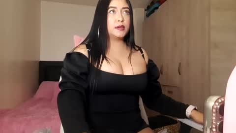 Snapshot of shanonn_diprima_ chatting on February 2025 06:33:01 AM Cami Ortiz independent model online show from February 2025 06:33:01 AM