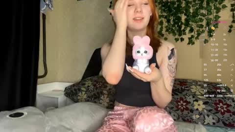 Snapshot of shantaeburleson chatting on November 2025 04:04:01 AM Kristin online show from November 2025 04:04:01 AM