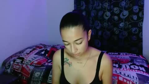 shantal_d03 online show from February 2025 03:33:02 AM