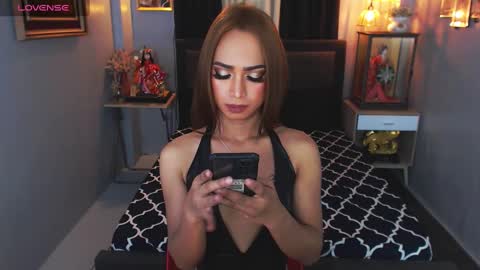 Snapshot of shantal_wildnaughty chatting on January 2025 06:33:02 PM SHANTAL online show from January 2025 06:33:02 PM