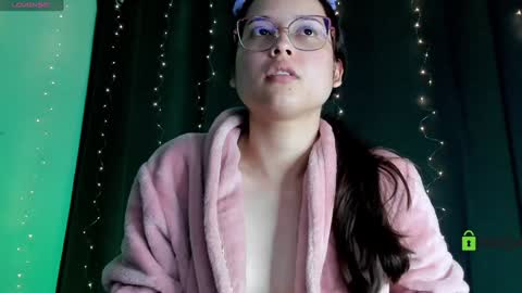 Cat-FOLLOWME and we talk IGshantal cerezo online show from January 2025 11:29:01 PM