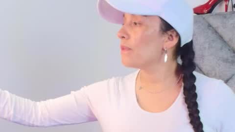 shantey online show from February 2026 12:24:01 PM