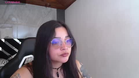 Snapshot of shantyvibe_a chatting on October 2025 07:58:01 PM Shantall online show from October 2025 07:58:01 PM
