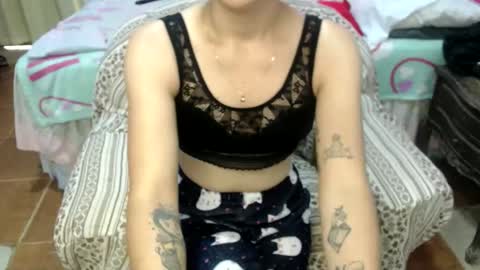 shanyflores5 online show from April 2026 12:40:02 PM