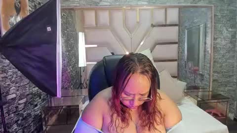 Shara Oz online show from March 2026 02:48:01 AM