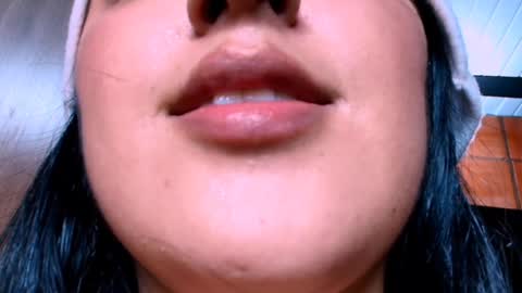 Snapshot of sharain chatting on December 2024 09:47:02 PM My real name is bella Much Gust online show from December 2024 09:47:02 PM