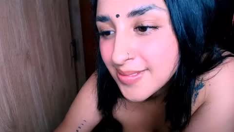 Snapshot of sharain chatting on February 2025 08:25:02 PM My real name is bella Much Gust online show from February 2025 08:25:02 PM