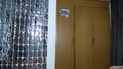 sharickleon11 online show from September 2025 02:48:02 AM