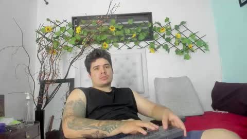 jhon deibyd online show from September 2025 02:26:01 AM