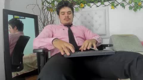 jhon deibyd online show from October 2025 02:42:02 AM