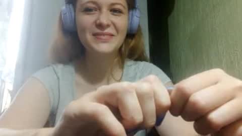Annie online show from September 2025 08:19:01 AM