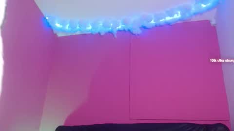 Sharlot online show from October 2025 11:44:02 AM