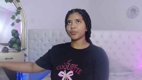 Sharlot online show from January 2026 12:18:01 PM