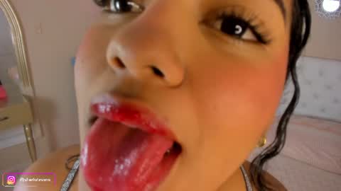 Snapshot of sharlot_evans_ chatting on July 2026 01:26:01 PM Sharlot online show from July 2026 01:26:01 PM