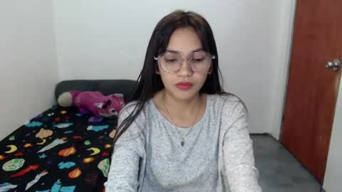 Snapshot of sharminex chatting on July 2026 12:13:01 PM sharminex online show from July 2026 12:13:01 PM