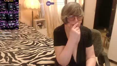 Snapshot of sharon_amore chatting on June 2026 09:13:01 AM Helena online show from June 2026 09:13:01 AM