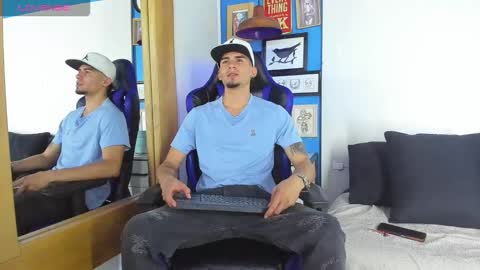 Sharon  Tyga online show from December 2025 04:29:01 AM