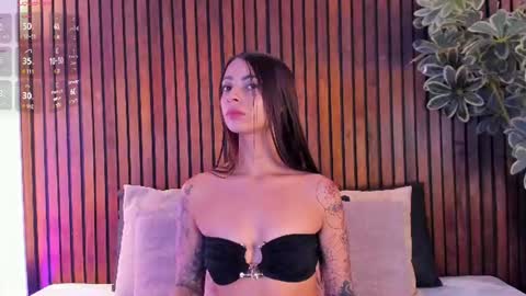 sharonlyn online show from June 2026 09:15:02 PM