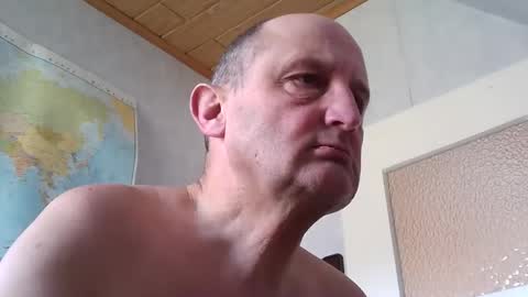 Snapshot of sharpshoder chatting on February 2025 10:51:01 AM Peter online show from February 2025 10:51:01 AM