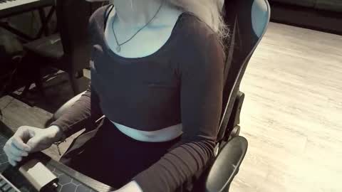 Snapshot of shaycdxx chatting on March 2026 05:58:02 PM shaycdxx online show from March 2026 05:58:02 PM