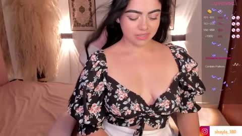Snapshot of shayla_18 chatting on February 2025 11:44:01 PM dalila online show from February 2025 11:44:01 PM