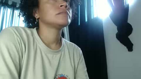 Shayna online show from December 2024 05:40:01 PM