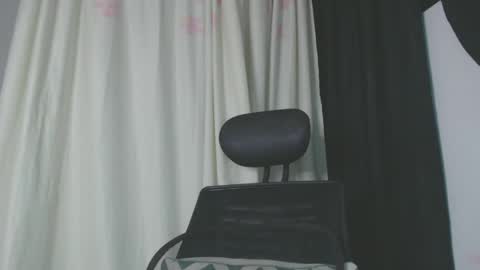 Shayna online show from January 2025 12:36:01 AM