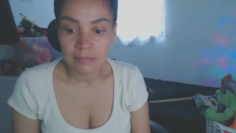 Shayna online show from October 2025 09:24:01 PM