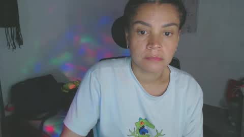 Snapshot of shayna_cute chatting on June 2026 12:44:01 AM Shayna online show from June 2026 12:44:01 AM