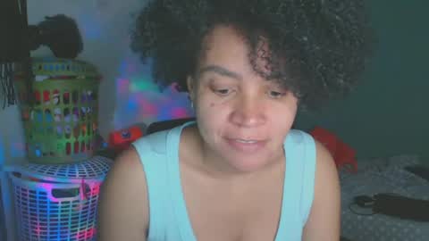 Snapshot of shayna_cute chatting on June 2026 12:13:02 AM Shayna online show from June 2026 12:13:02 AM