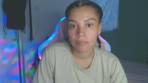 Snapshot of shayna_cute chatting on July 2026 11:21:02 PM Shayna online show from July 2026 11:21:02 PM