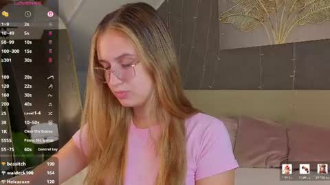 Snapshot of shei1a_shy chatting on July 2026 10:39:01 AM Amely online show from July 2026 10:39:01 AM