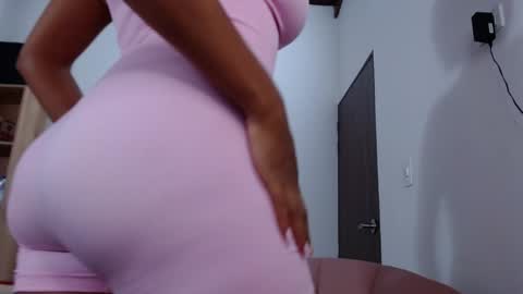 Snapshot of sheilamakano70 chatting on January 2025 01:55:01 AM Sheila Makano online show from January 2025 01:55:01 AM