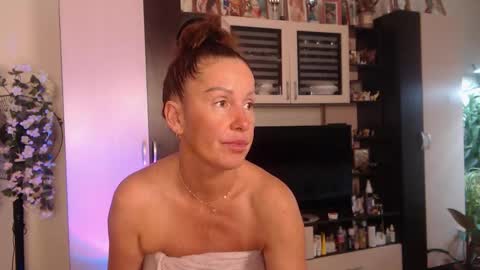 Sheila GMT 2 Tuesday Wednesday Friday Saturday Sunday- 8  5  online show from October 2025 05:07:02 AM