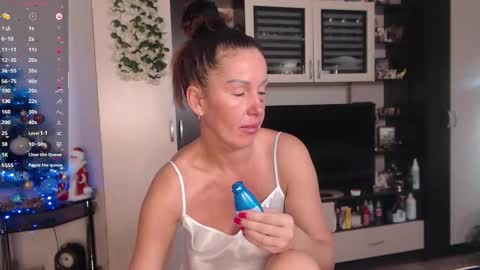 Sheila GMT 2 Tuesday Wednesday Friday Saturday Sunday- 8  5  online show from December 2025 04:43:02 AM