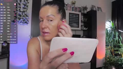 Sheila GMT 2 Tuesday Wednesday Friday Saturday Sunday- 8  5  online show from March 2026 05:12:02 AM